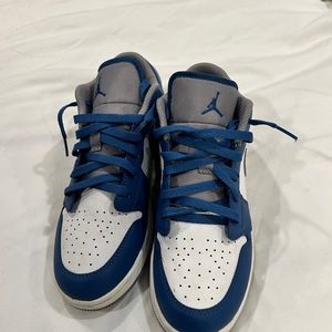 Barely worn paid 110.00 asking 40